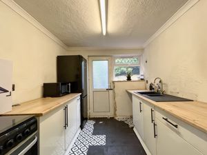 Photo 8- click for photo gallery